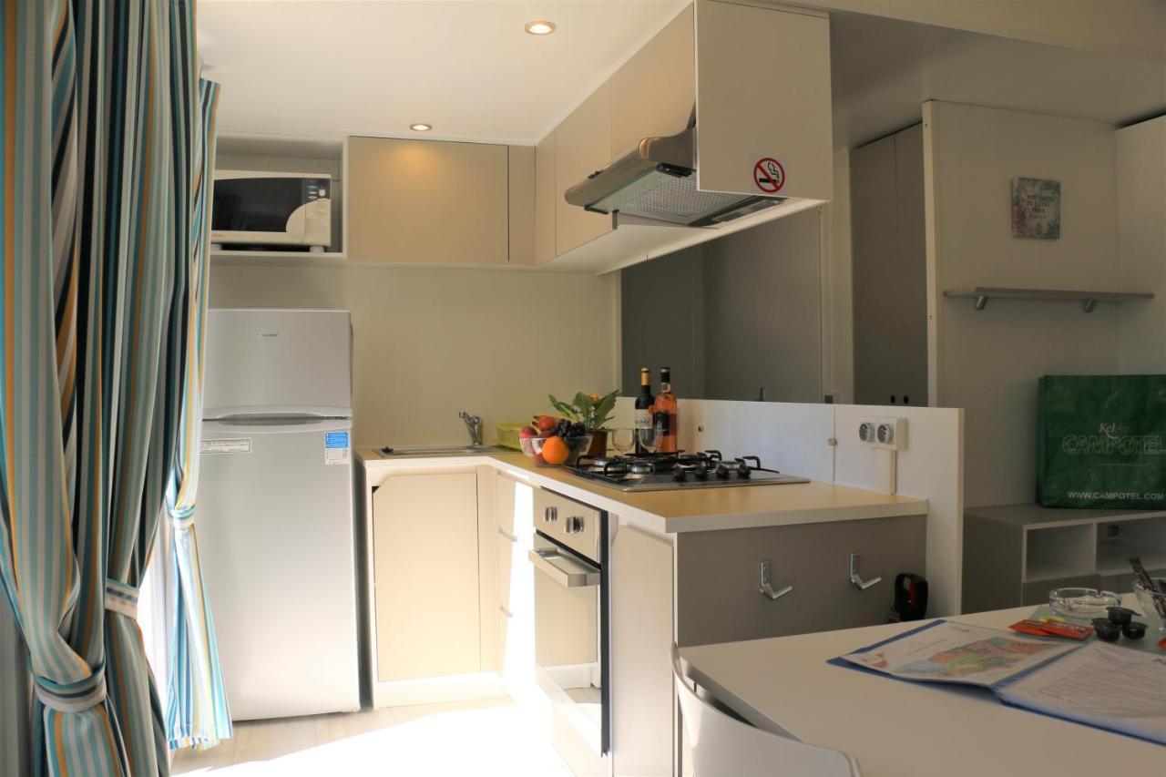 טראגונה Mobile Homes By Kelair At Playa Montroig Camping Resort מראה חיצוני תמונה